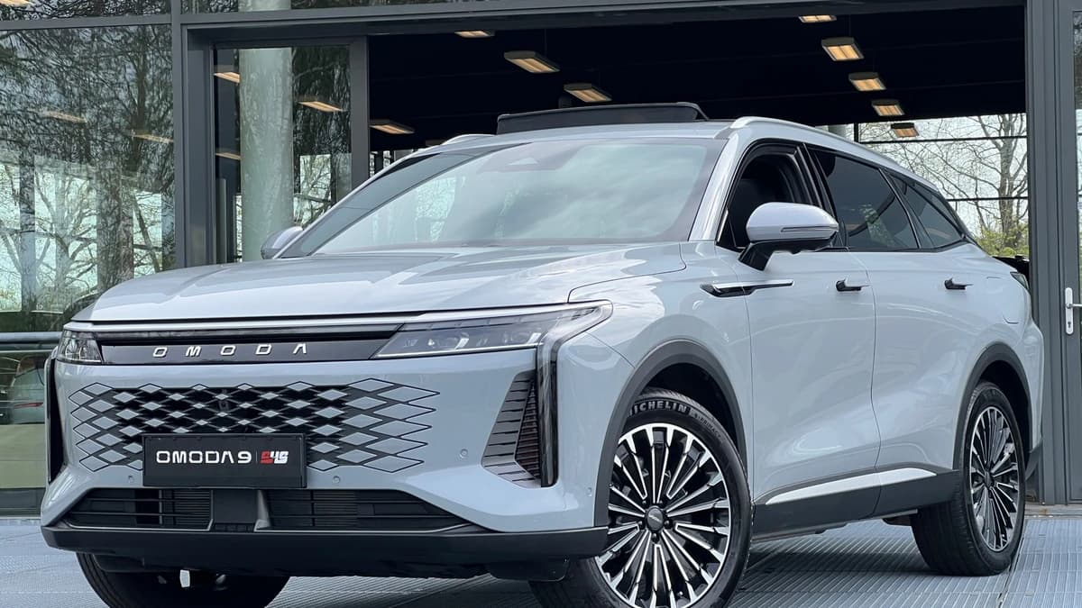 Omoda 9 SHS — foto 1