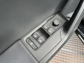 SEAT Leon thumbnail 23