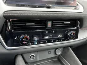 Nissan Qashqai thumbnail 12