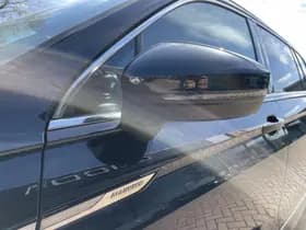 Volkswagen Tiguan thumbnail 4