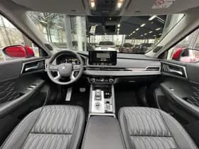 Mitsubishi Outlander thumbnail 3