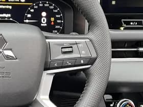 Mitsubishi Outlander thumbnail 23