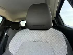 Mitsubishi Colt thumbnail 29