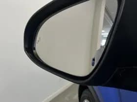 Toyota C-HR thumbnail 14