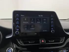 Toyota C-HR thumbnail 15