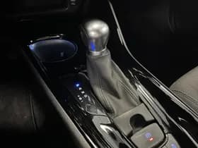 Toyota C-HR thumbnail 25