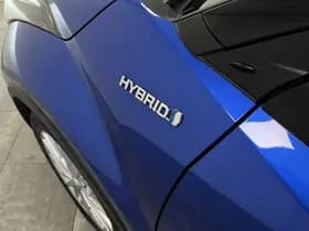 Toyota C-HR thumbnail 31