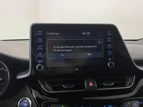 Toyota C-HR thumbnail 44