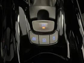 Toyota C-HR thumbnail 46