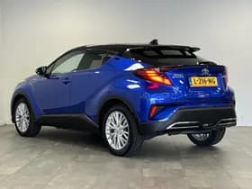 Toyota C-HR thumbnail 6