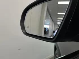 Mercedes-Benz GLA thumbnail 13