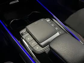 Mercedes-Benz GLA thumbnail 50