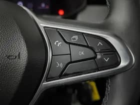 Renault Clio thumbnail 22