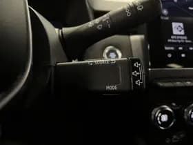 Renault Clio thumbnail 34