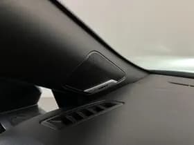 Renault Clio thumbnail 37