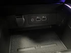 Renault Clio thumbnail 39
