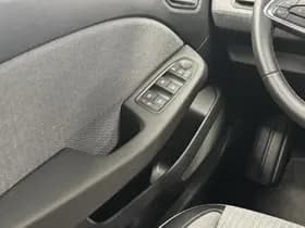 Renault Clio thumbnail 22
