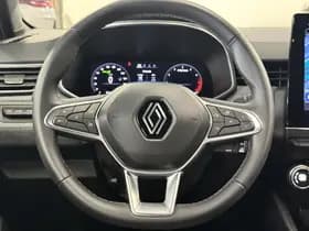 Renault Clio thumbnail 26