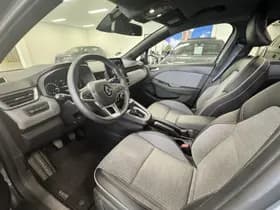 Renault Clio thumbnail 12