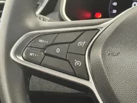 Renault Clio thumbnail 26