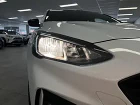 Ford Focus thumbnail 29