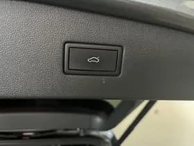 Volkswagen Tiguan thumbnail 36