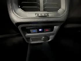 Volkswagen Tiguan thumbnail 38