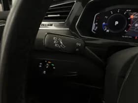 Volkswagen Tiguan thumbnail 45