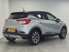Renault Captur thumbnail 2