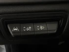 Renault Captur thumbnail 38
