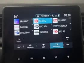Renault Captur thumbnail 41