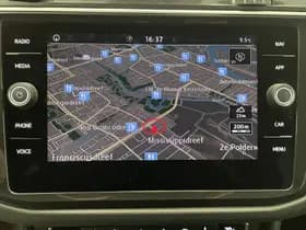 Volkswagen Tiguan thumbnail 11