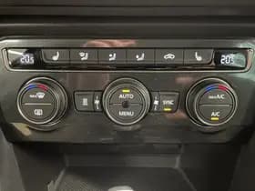Volkswagen Tiguan thumbnail 31