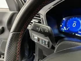 Ford Kuga thumbnail 34