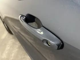 Ford Kuga thumbnail 36