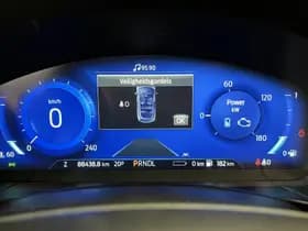 Ford Kuga thumbnail 5