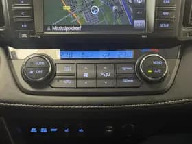 Toyota RAV4 thumbnail 13
