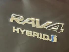 Toyota RAV4 thumbnail 16