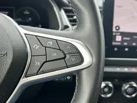 Renault Captur thumbnail 22