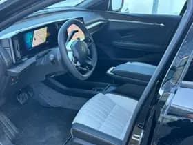 Renault Mégane E-Tech thumbnail 24