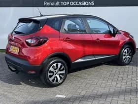 Renault Captur thumbnail 2