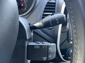Renault Captur thumbnail 31