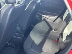 Renault Captur thumbnail 8