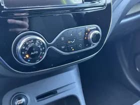 Renault Captur thumbnail 13