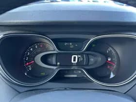Renault Captur thumbnail 4