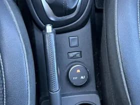 Renault Captur thumbnail 33