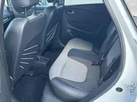 Renault Captur thumbnail 8