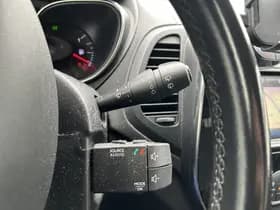 Renault Captur thumbnail 28