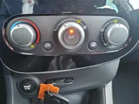 Renault Clio thumbnail 13