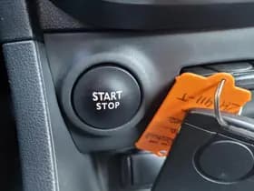 Renault Clio thumbnail 36